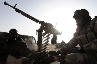 Si elle se confirme, la prise de Bourem acterait la faillite de l'accord de paix signé en 2015 par une alliance de groupes armés à dominante touareg entrés en rébellion contre l'Etat central en 2012, par le gouvernement et par des groupes armés lo...